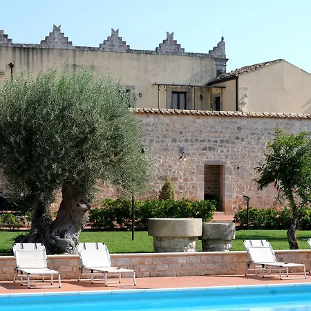 Torre Don Virgilio Country Hotel 4*