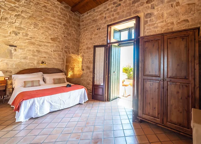 Torre Don Virgilio Country 카니짜라